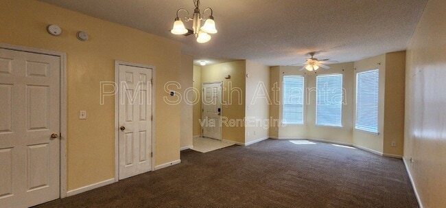 Building Photo - 7298 Wagon Wheel Ct