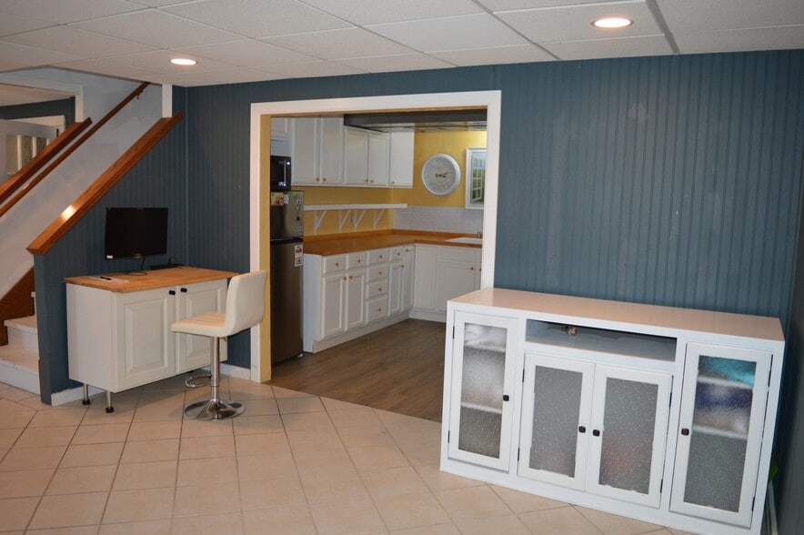 Building Photo - 5270 Summer Ridge Dr