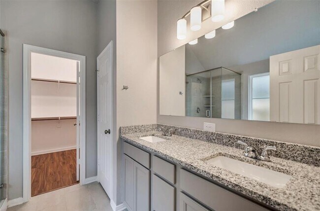 Building Photo - 1134 Tomball Downs Dr