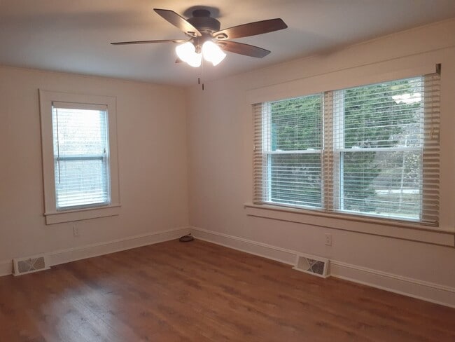 Building Photo - 48 Marcellas Ln