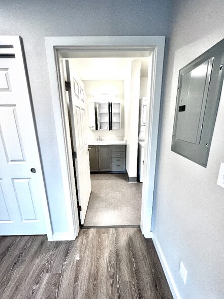 Building Photo - 2330 Yakima Ct