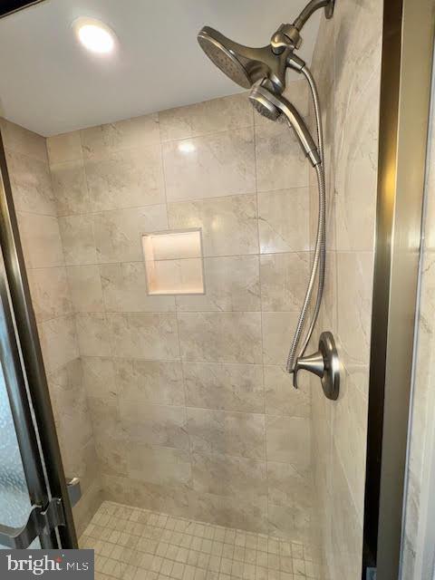 Building Photo - 102 Stuart Ave