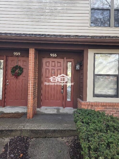 Building Photo - 935 Quail Meadows Ct