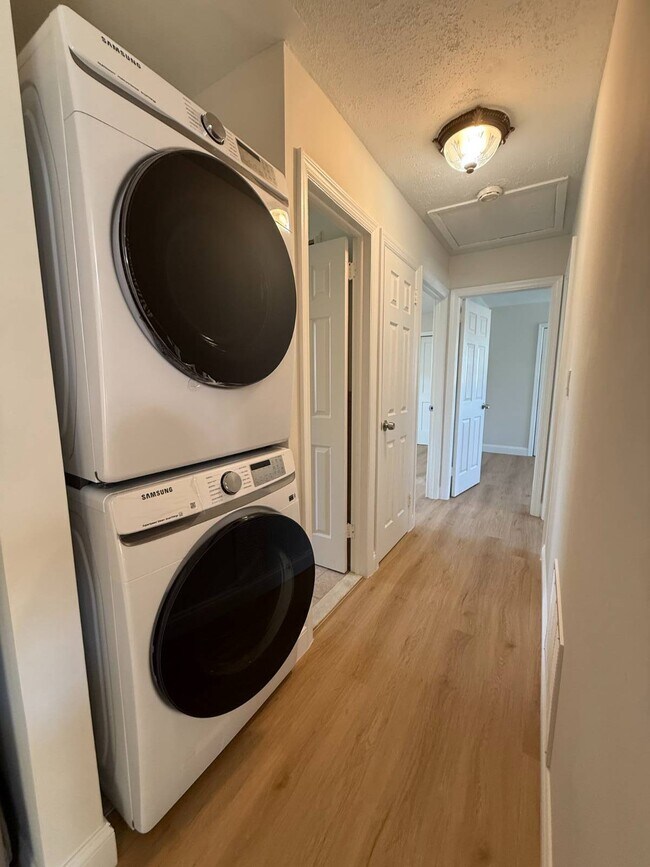 Building Photo - 274 Wilder Ave