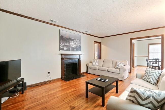 Building Photo - Large 3BR/2BA Ardsley Park House For Rent