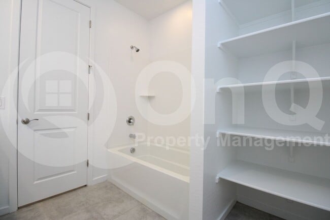 Building Photo - 4524 S 111th Ave