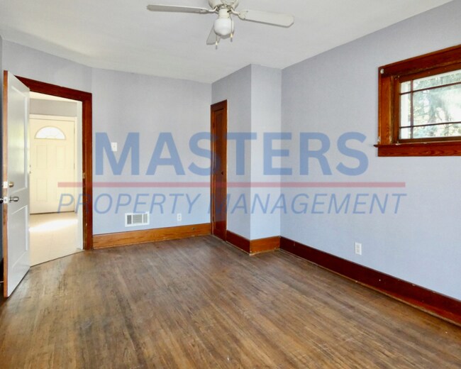 Building Photo - 524 E Hudson St