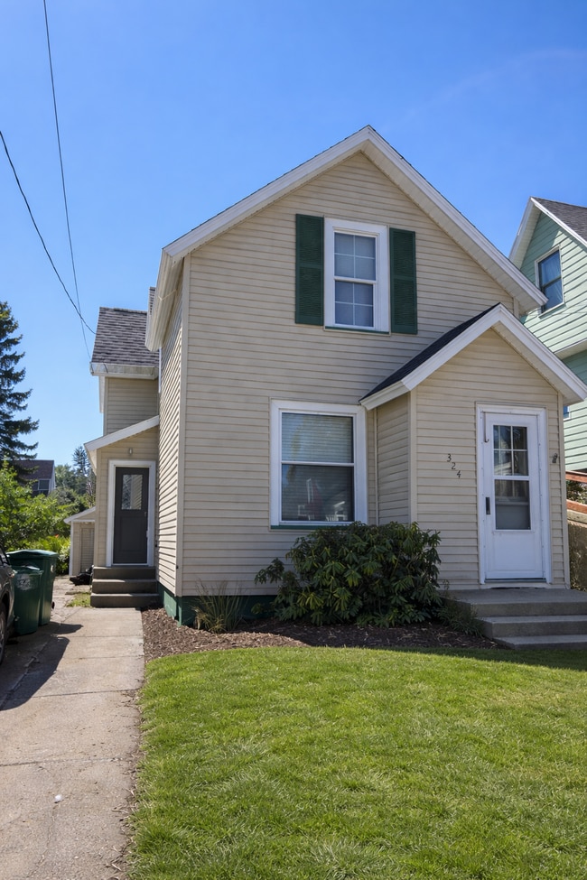 Building Photo - 324 E Michigan St