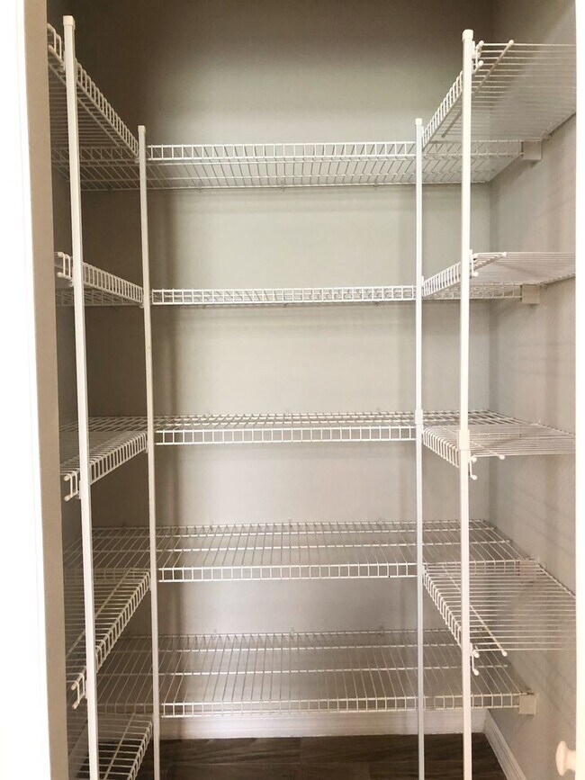 Building Photo - GREAT OVIEDO HOME WITH SOUGHT AFTER SCHOOLS