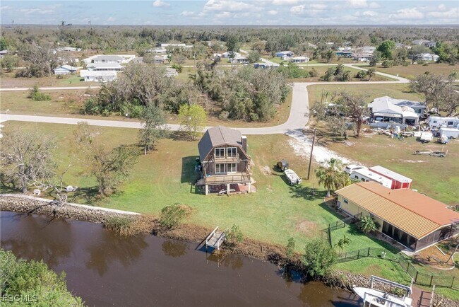 Building Photo - 373 Hile Ln