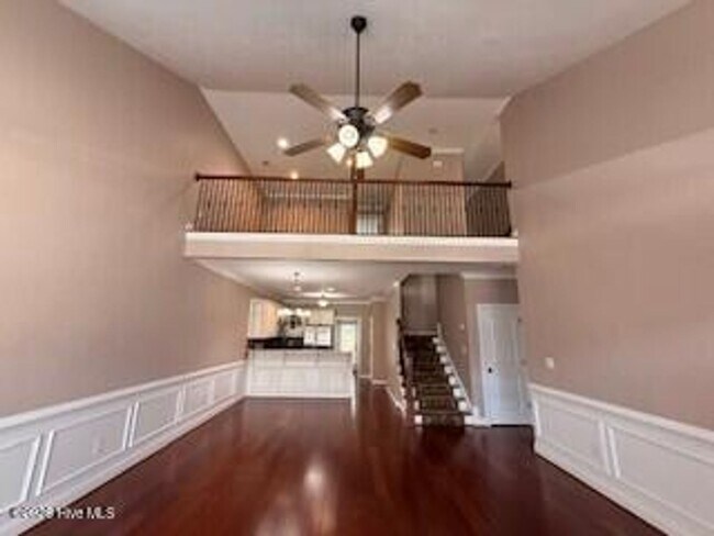Building Photo - 817 Mayo Ln