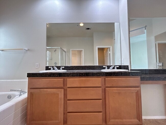 Building Photo - 2834 Ballesteros Ln