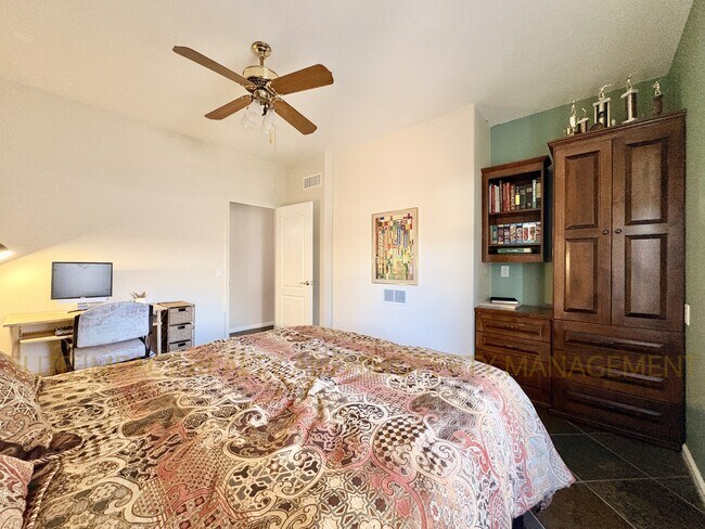 Building Photo - 65091 E Diamond Ridge Ct