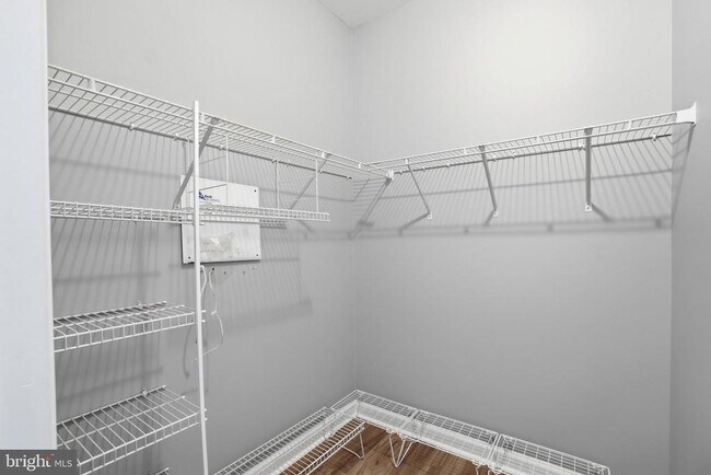 Building Photo - 7871 Rolling Woods Ct