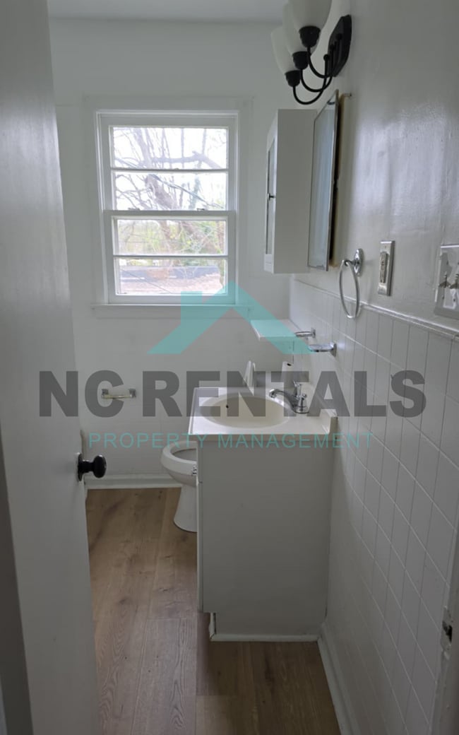 Building Photo - 1508 18th St