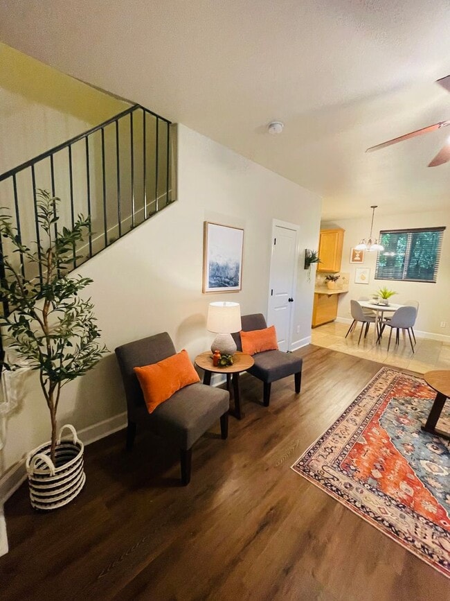 Building Photo - 3/2.5 Updated Home near Curtis Park