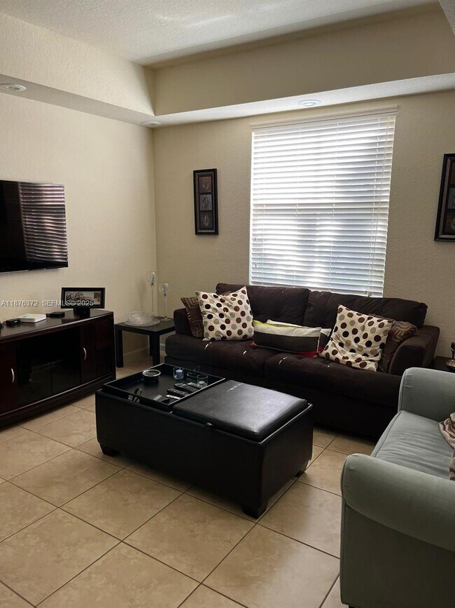 Building Photo - 11401 NW 89th St