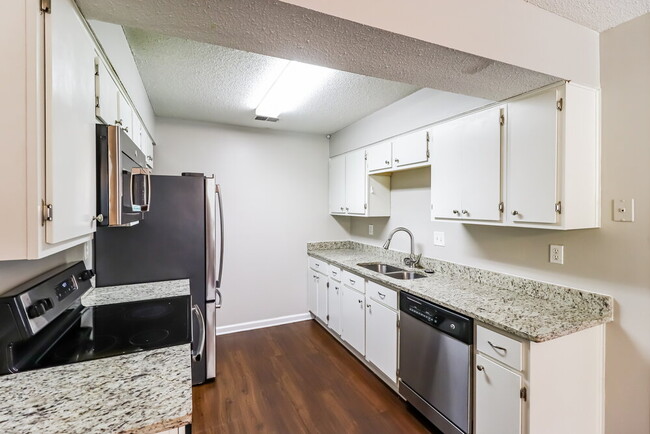 Building Photo - 7133 Butterfly Dr