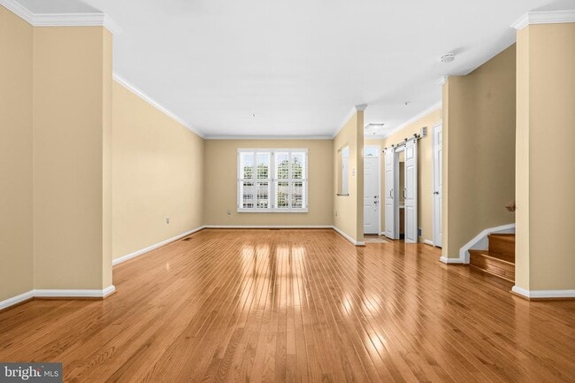 Building Photo - 6837 Malton Ct