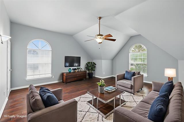 Building Photo - 4204 Crescent Dr