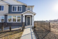 Building Photo - Brand New 4 Bed 3 Bath Townhouse