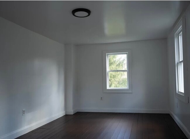 Building Photo - 197 Mercer Mill Rd