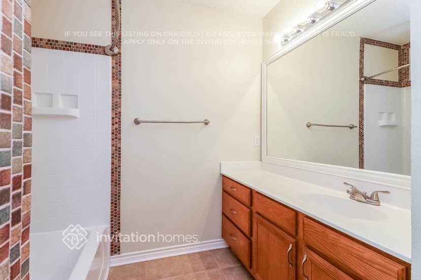 Building Photo - 8724 Eaglestone Way