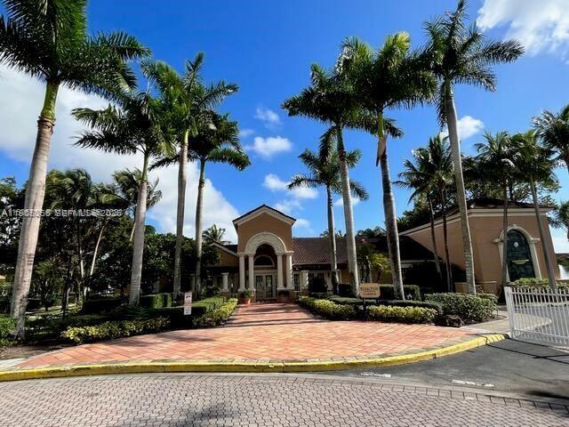 Building Photo - 3830 Lyons Rd