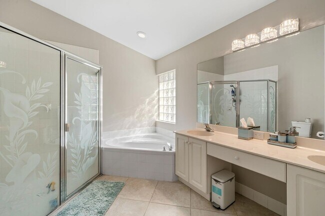 Building Photo - 3665 Miramontes Cir