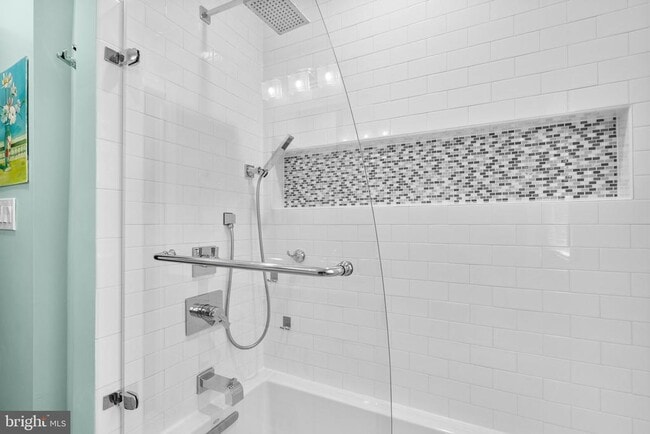 Building Photo - 303 Mt Vernon Ave