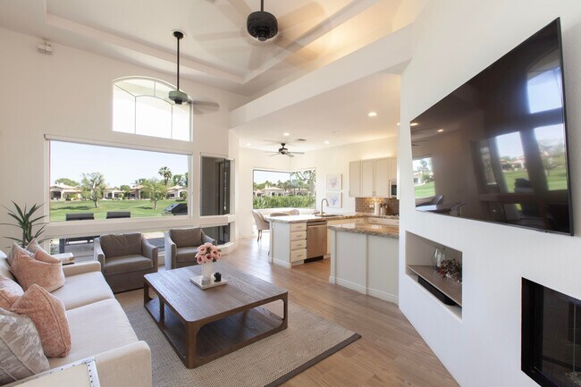 Building Photo - 48550 Capistrano Way