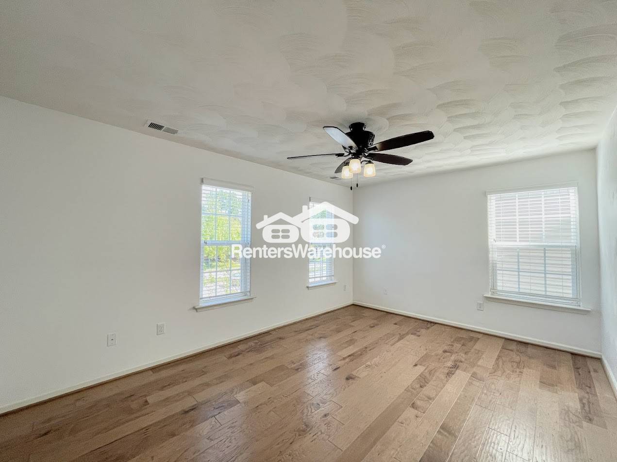 Building Photo - 6713 Hampton Roads Pkwy