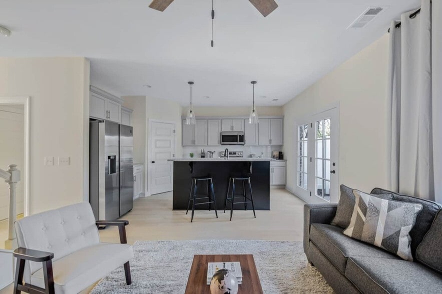 Building Photo - 3319 Old Hickory Blvd