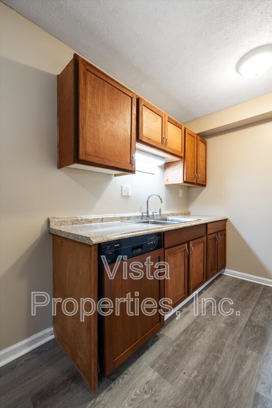 Building Photo - 4119 Glen Hill Manor Dr