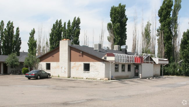 Building Photo - Big Z Apartments