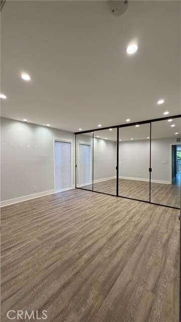 Building Photo - 7215 Marina Pacifica Dr N