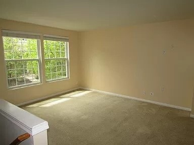 Building Photo - 548 Conservatory Ln