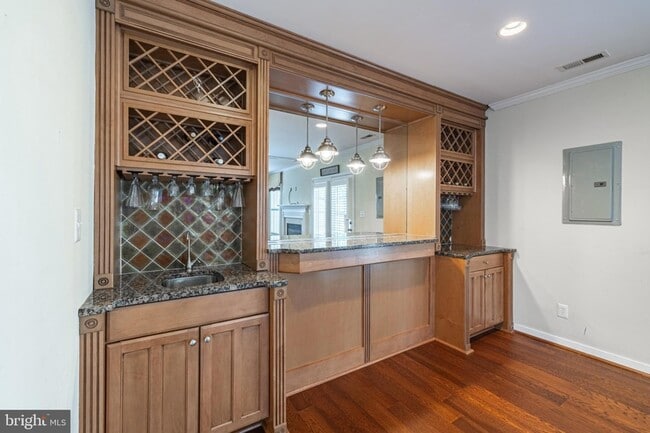 Building Photo - 2915 Murano Way