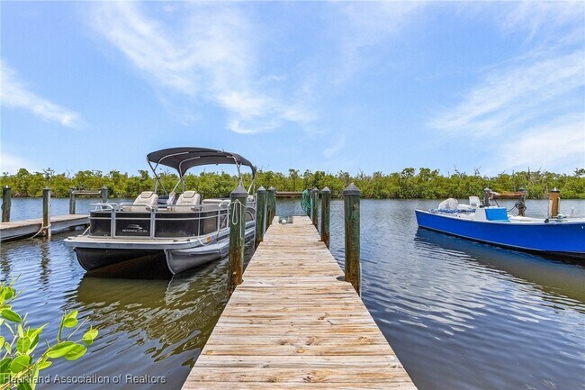 Building Photo - 7596 Captains Harbor Dr