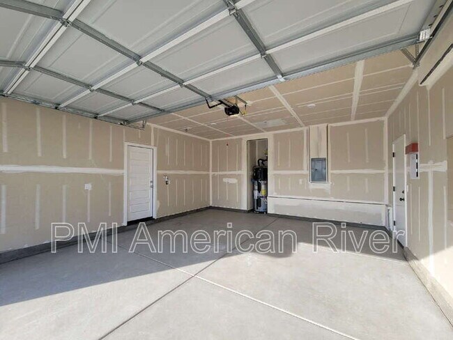 Building Photo - 9013 Allegretto Wy