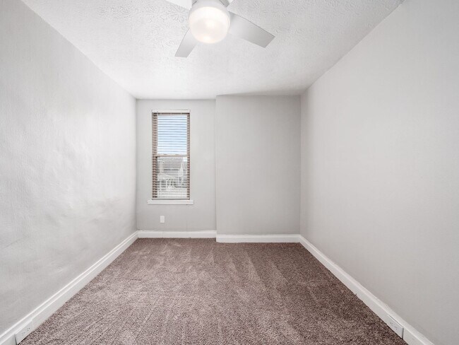 Building Photo - 1246 S Washington Ave