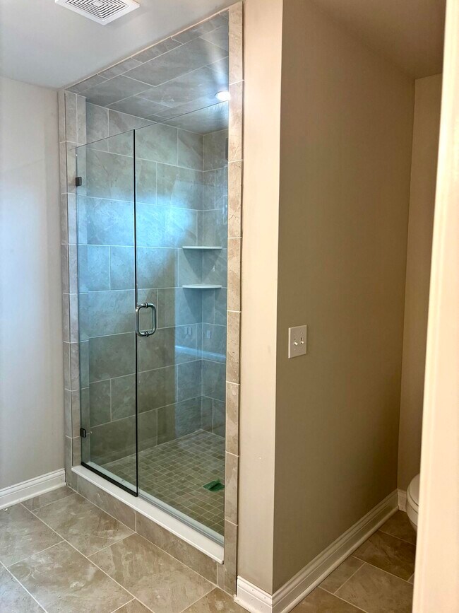 Building Photo - 2737 Sullivans Trce