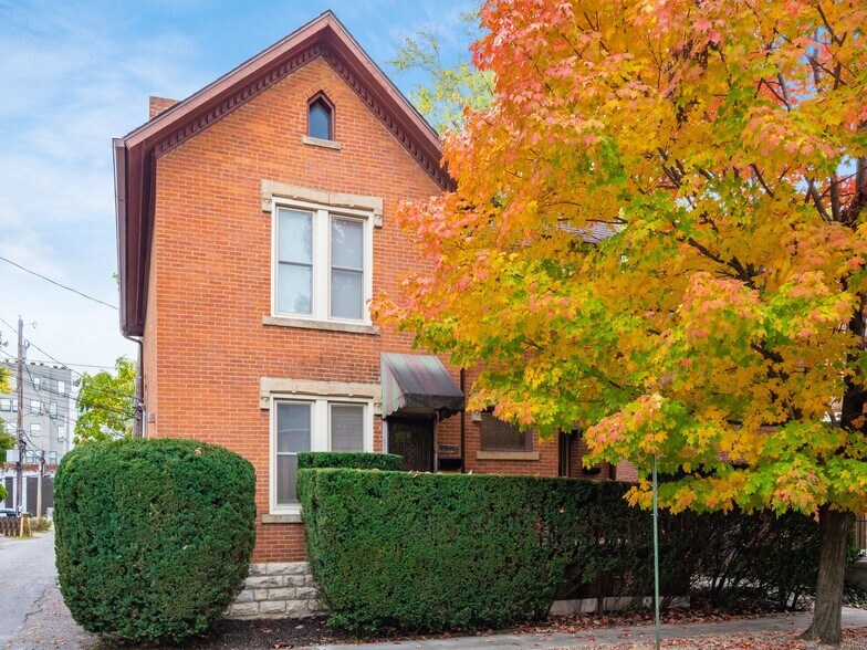 Building Photo - 1350 Dennison Ave