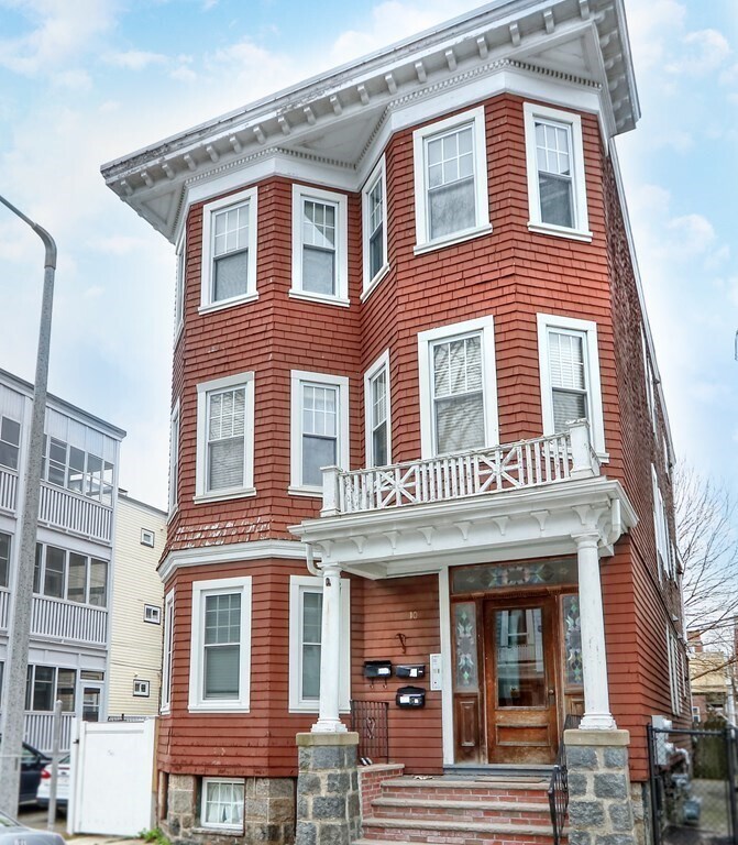 Building Photo - 10 Ticknor St