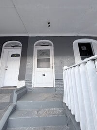 Building Photo - 10 Jarvis Pl