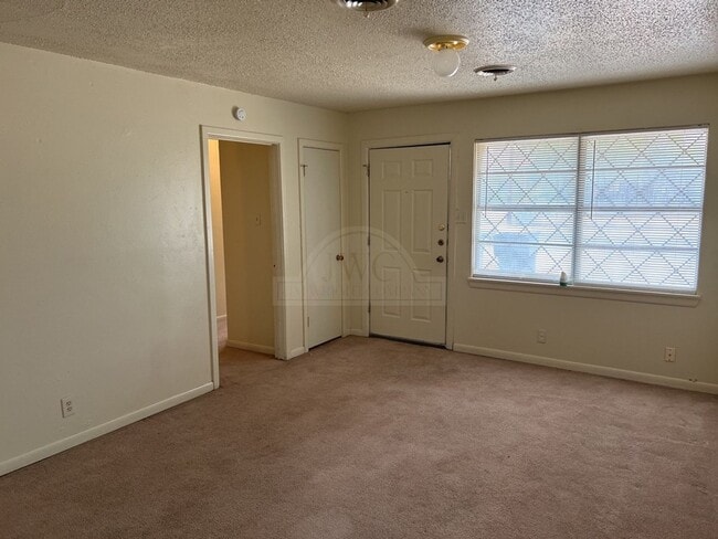 Building Photo - 804 Jefferies Ave, Killeen