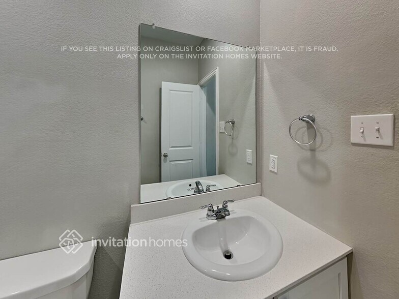 Building Photo - 1224 Sequoia Ln