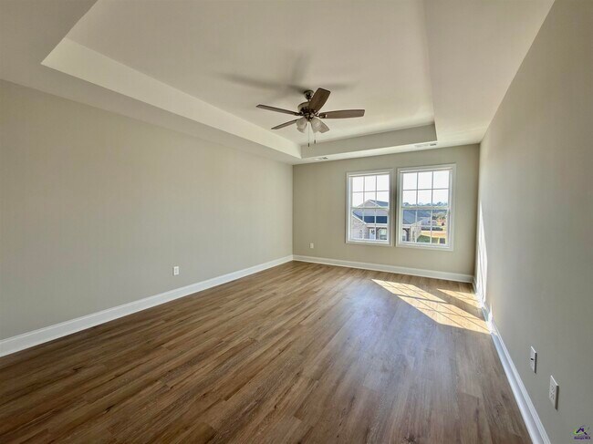Building Photo - 212 Beau Claire Cir