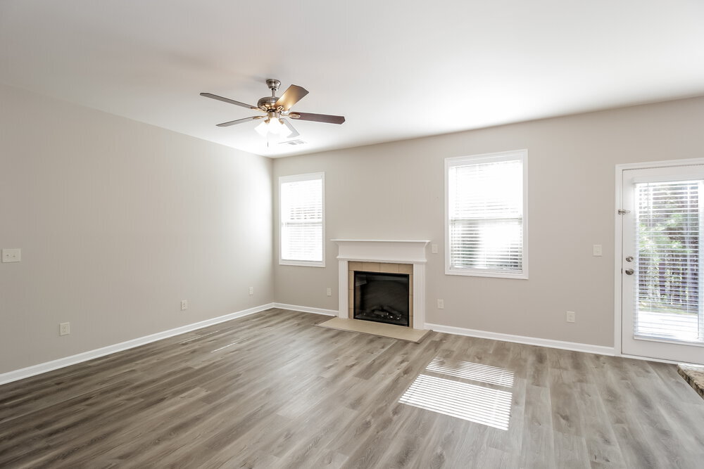 Building Photo - 538 Jadetree Ln