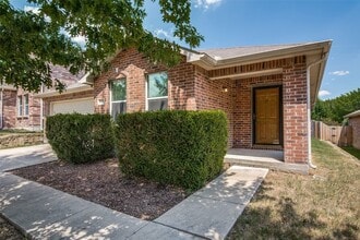 Building Photo - 12638 Vandelia St